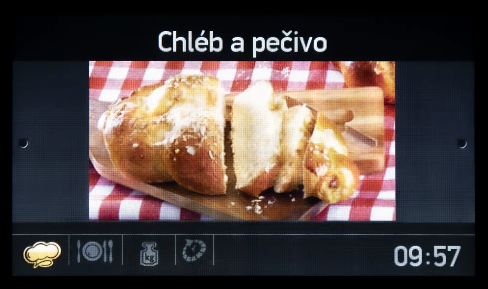 media.product.imagealternatetextformat