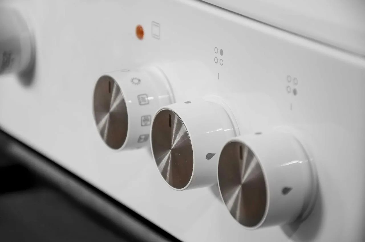 media.product.imagealternatetextformat