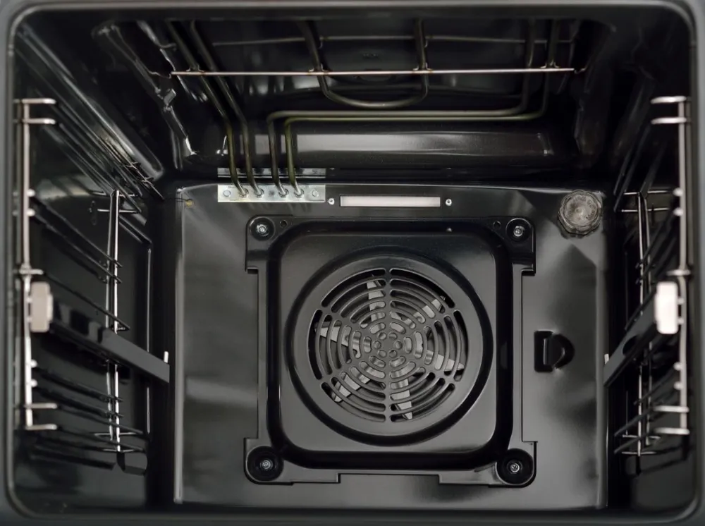 media.product.imagealternatetextformat