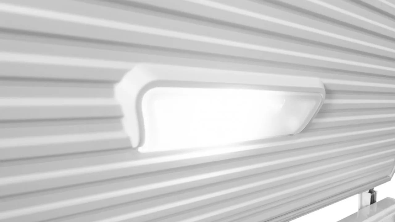 media.product.imagealternatetextformat