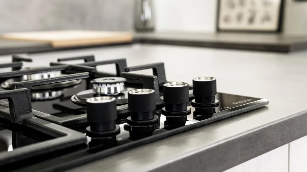 media.product.imagealternatetextformat