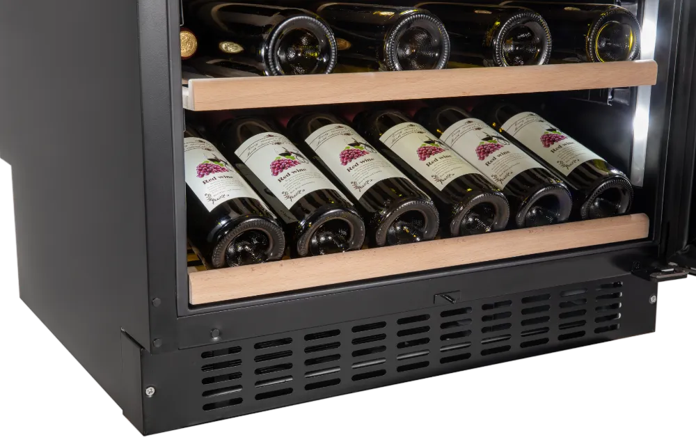 media.product.imagealternatetextformat