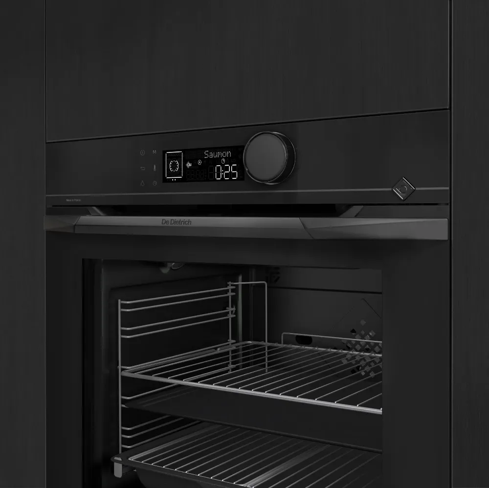 media.product.imagealternatetextformat