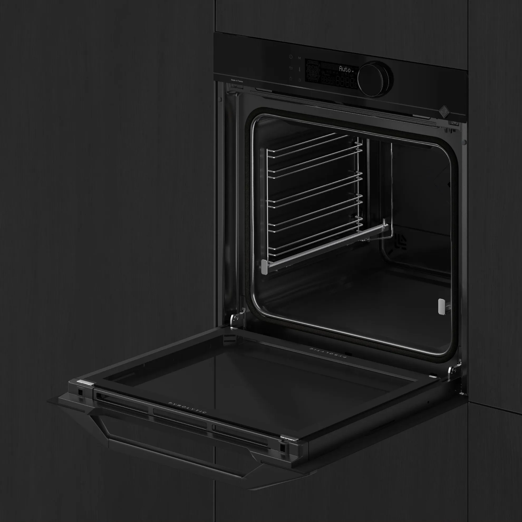 media.product.imagealternatetextformat