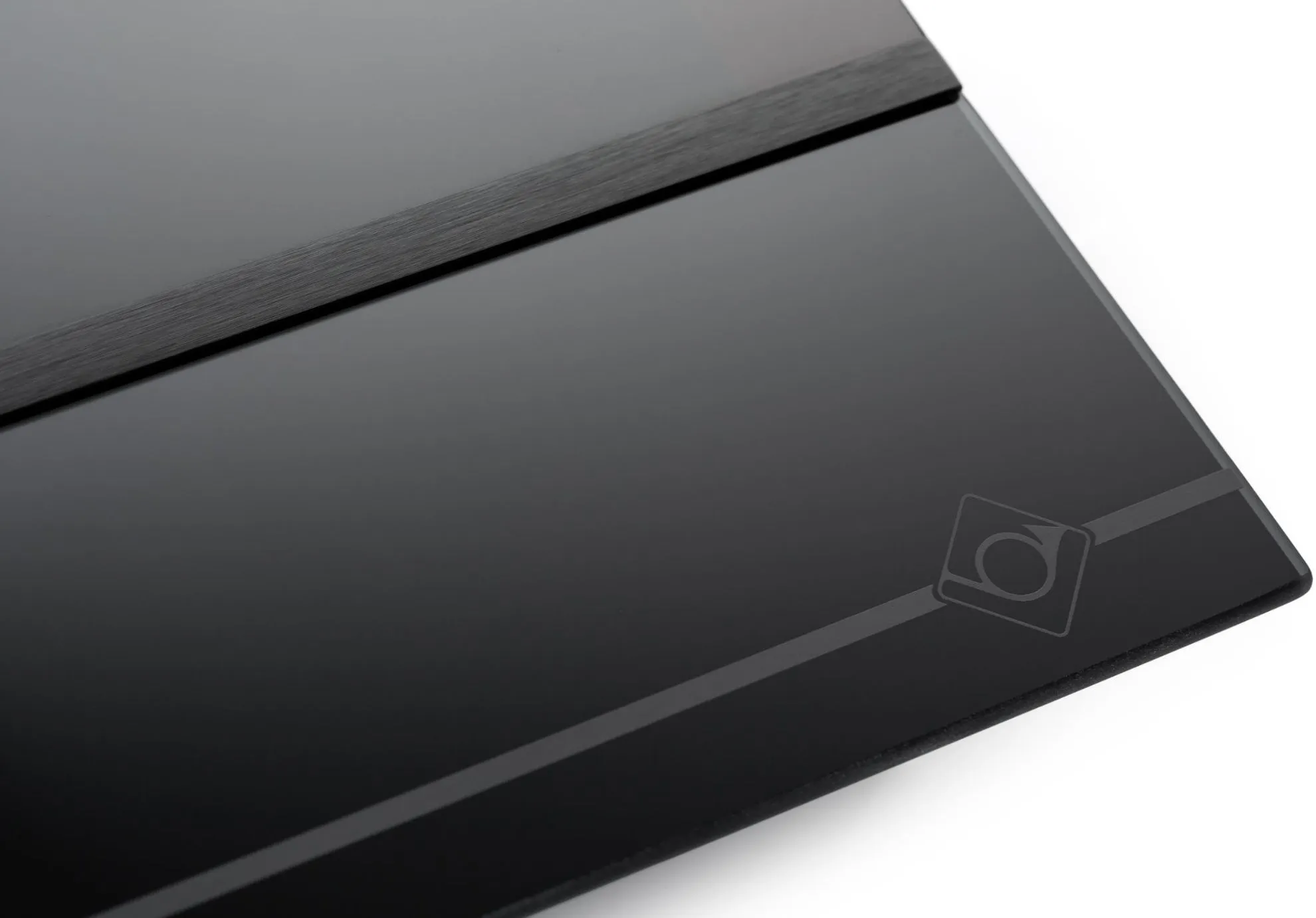 media.product.imagealternatetextformat