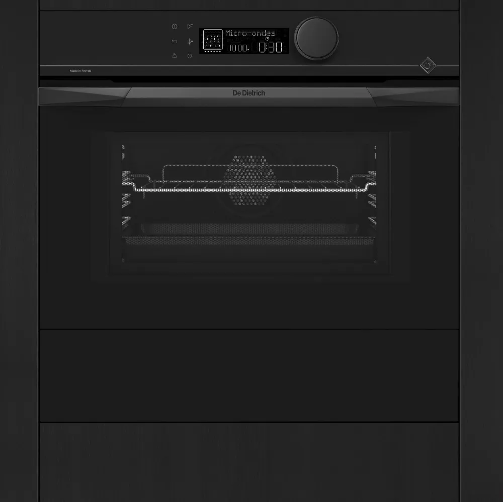 media.product.imagealternatetextformat