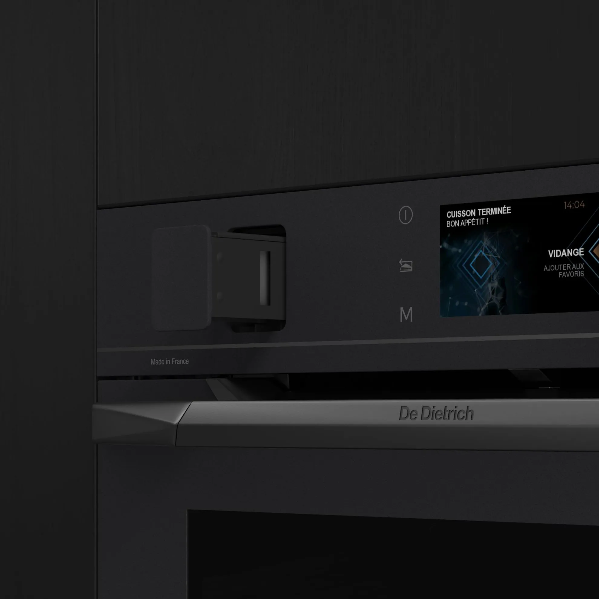 media.product.imagealternatetextformat