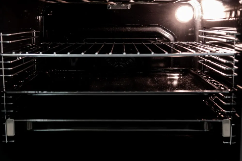 media.product.imagealternatetextformat