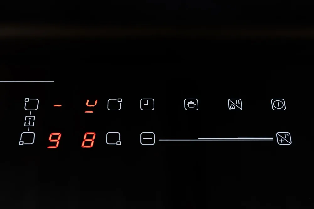 media.product.imagealternatetextformat