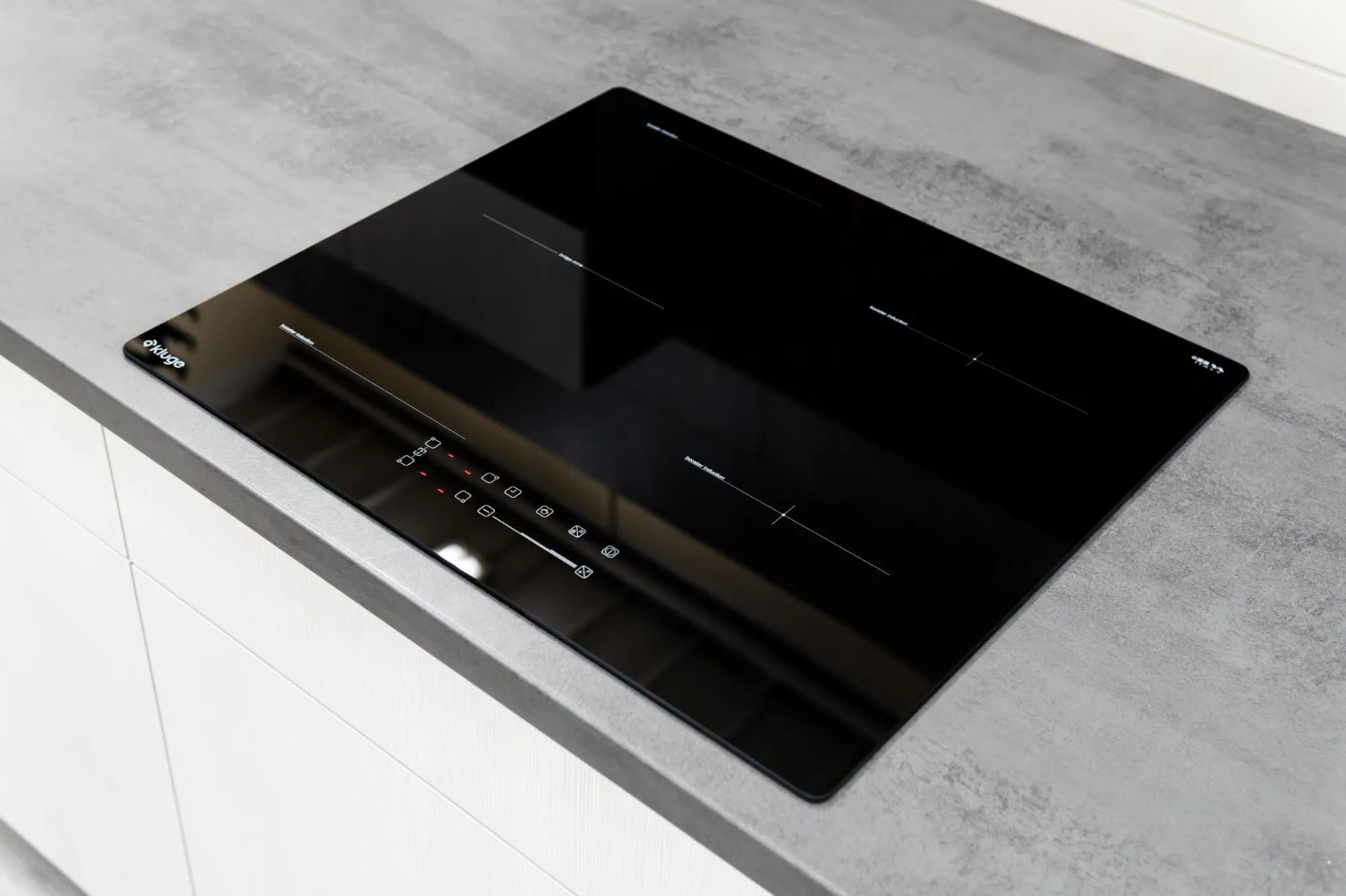 media.product.imagealternatetextformat