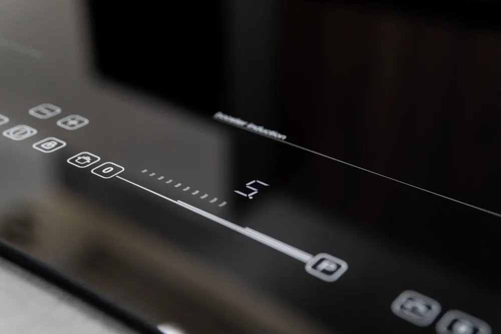 media.product.imagealternatetextformat