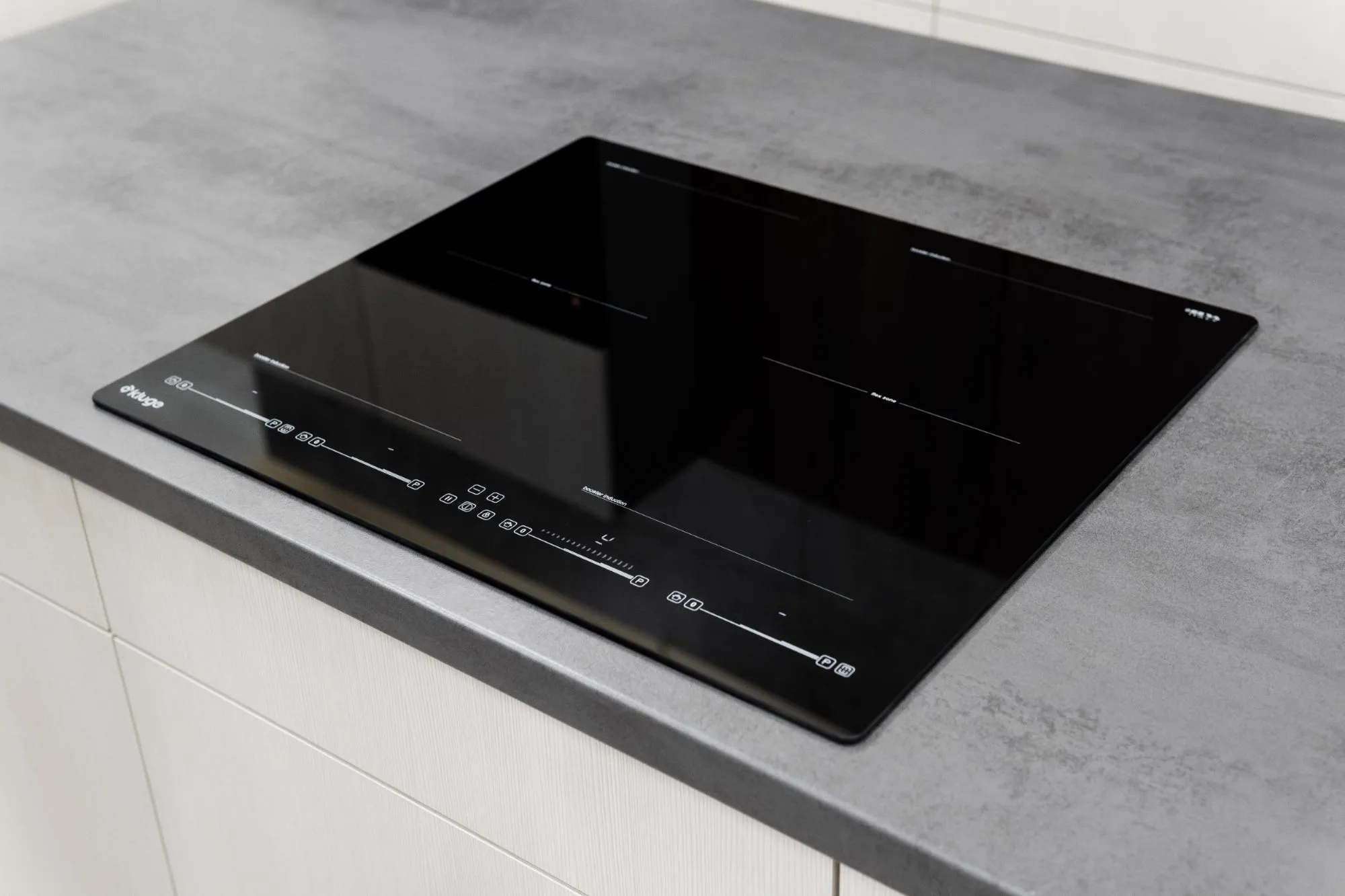 media.product.imagealternatetextformat