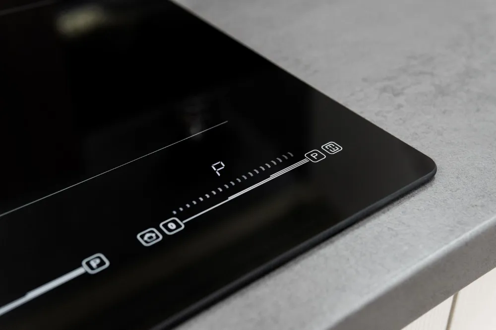 media.product.imagealternatetextformat